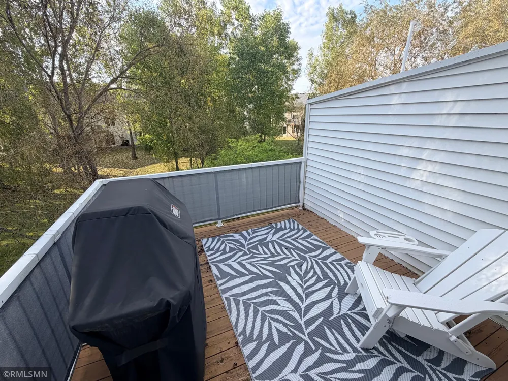 15392 Farnham Avenue Hugo, MN 55038
