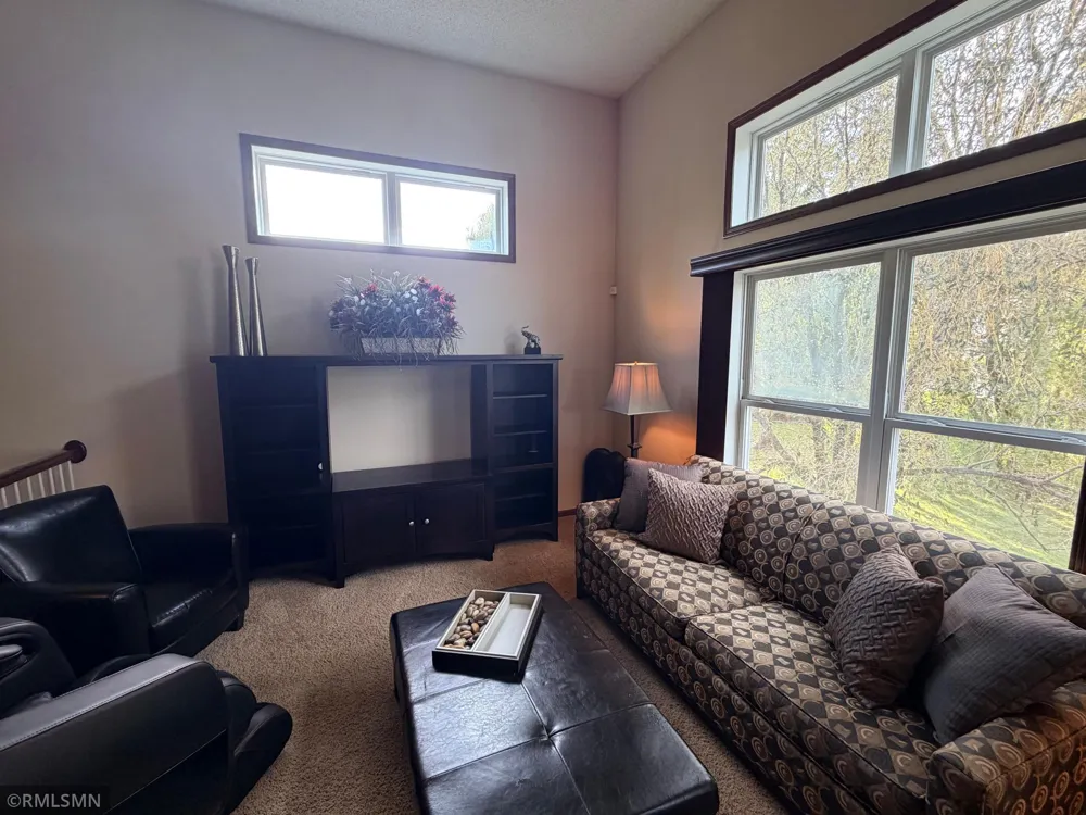 15392 Farnham Avenue Hugo, MN 55038