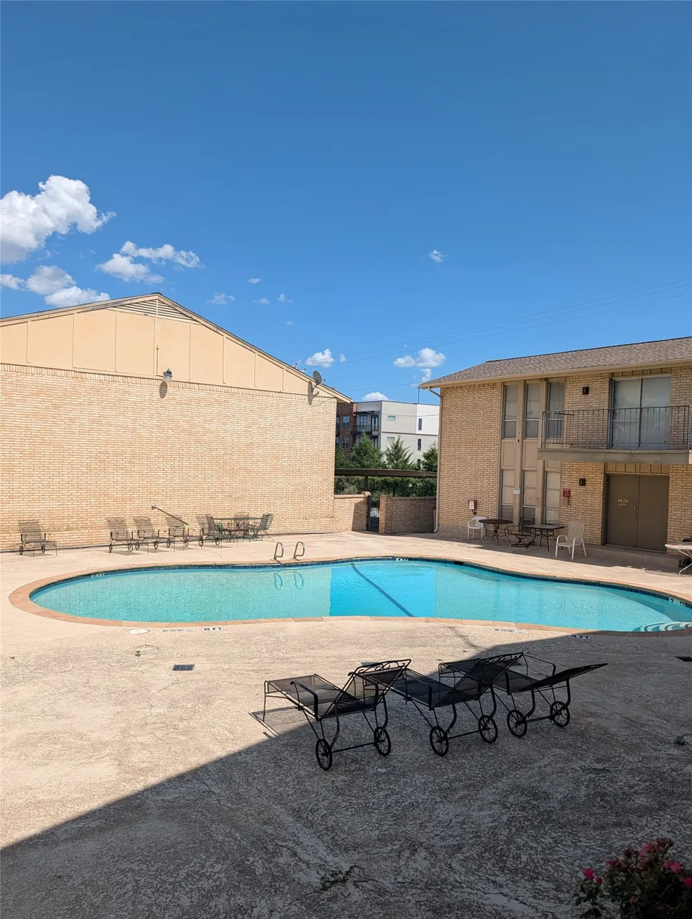 4658 Matilda #H Street Dallas, TX 75206