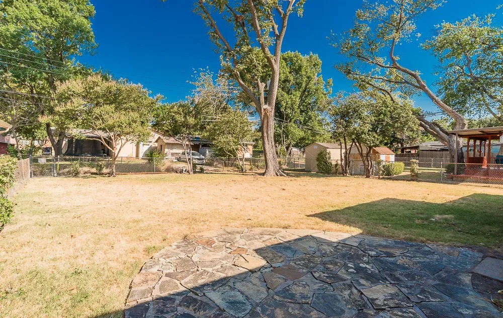 10843 Benbrook Drive Dallas, TX 75228