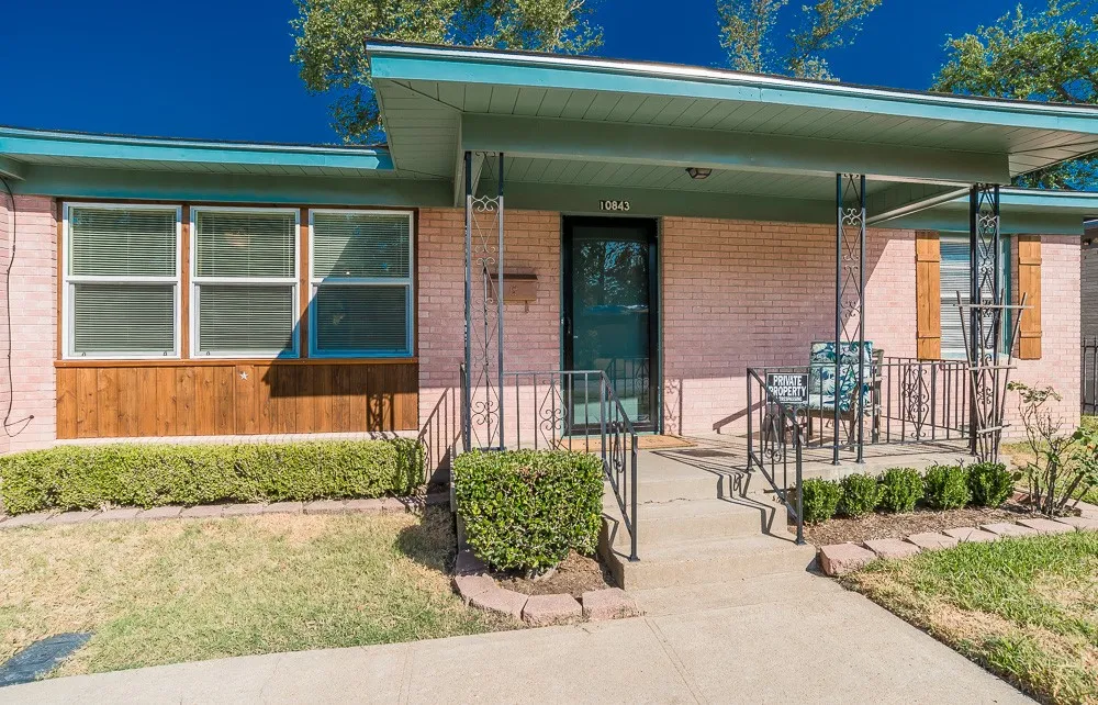 10843 Benbrook Drive Dallas, TX 75228