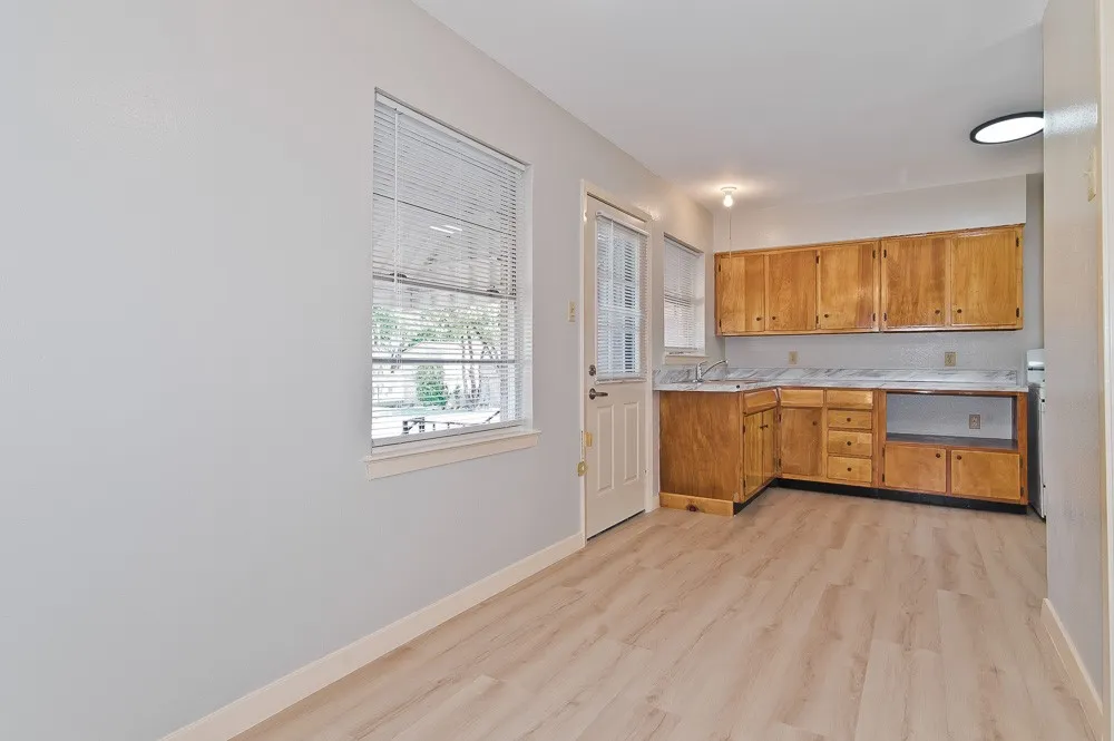 10843 Benbrook Drive Dallas, TX 75228