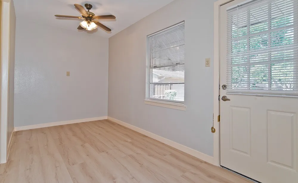 10843 Benbrook Drive Dallas, TX 75228