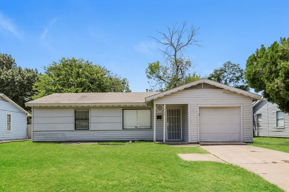720 Emberwood Drive Dallas, TX 75232