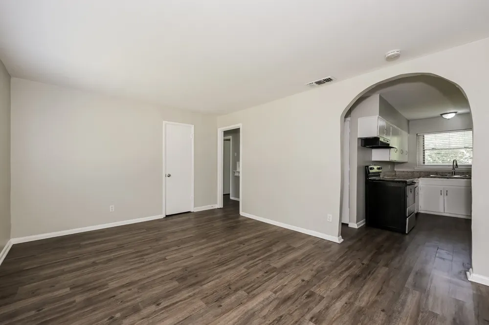 720 Emberwood Drive Dallas, TX 75232