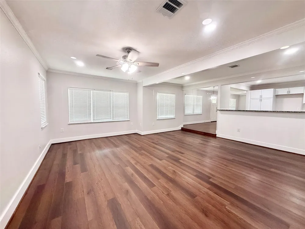 306 Wisteria Street Lake Jackson, TX 77566