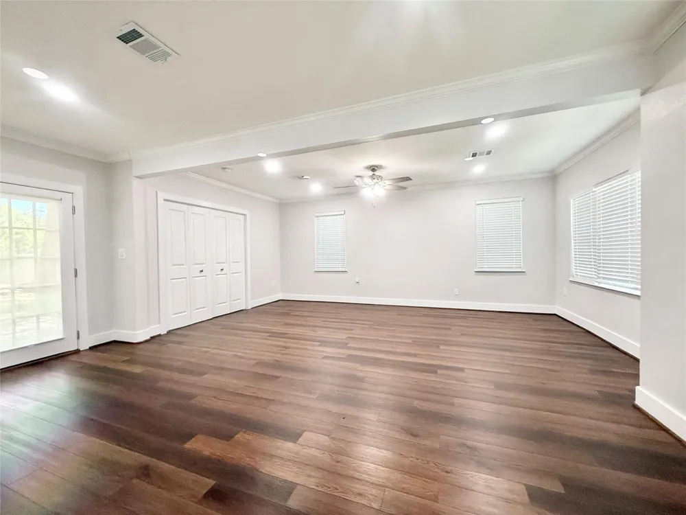 306 Wisteria Street Lake Jackson, TX 77566