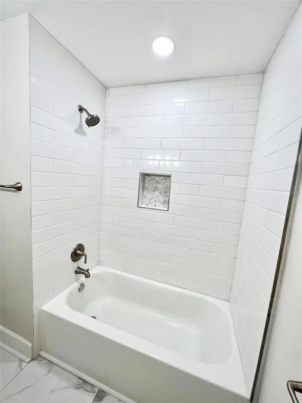 306 Wisteria Street Lake Jackson, TX 77566