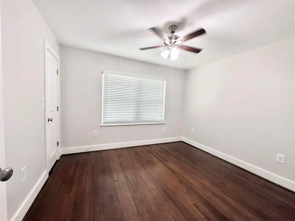 306 Wisteria Street Lake Jackson, TX 77566