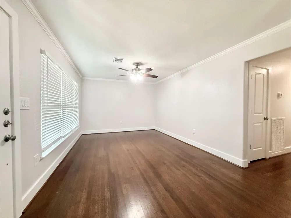 306 Wisteria Street Lake Jackson, TX 77566