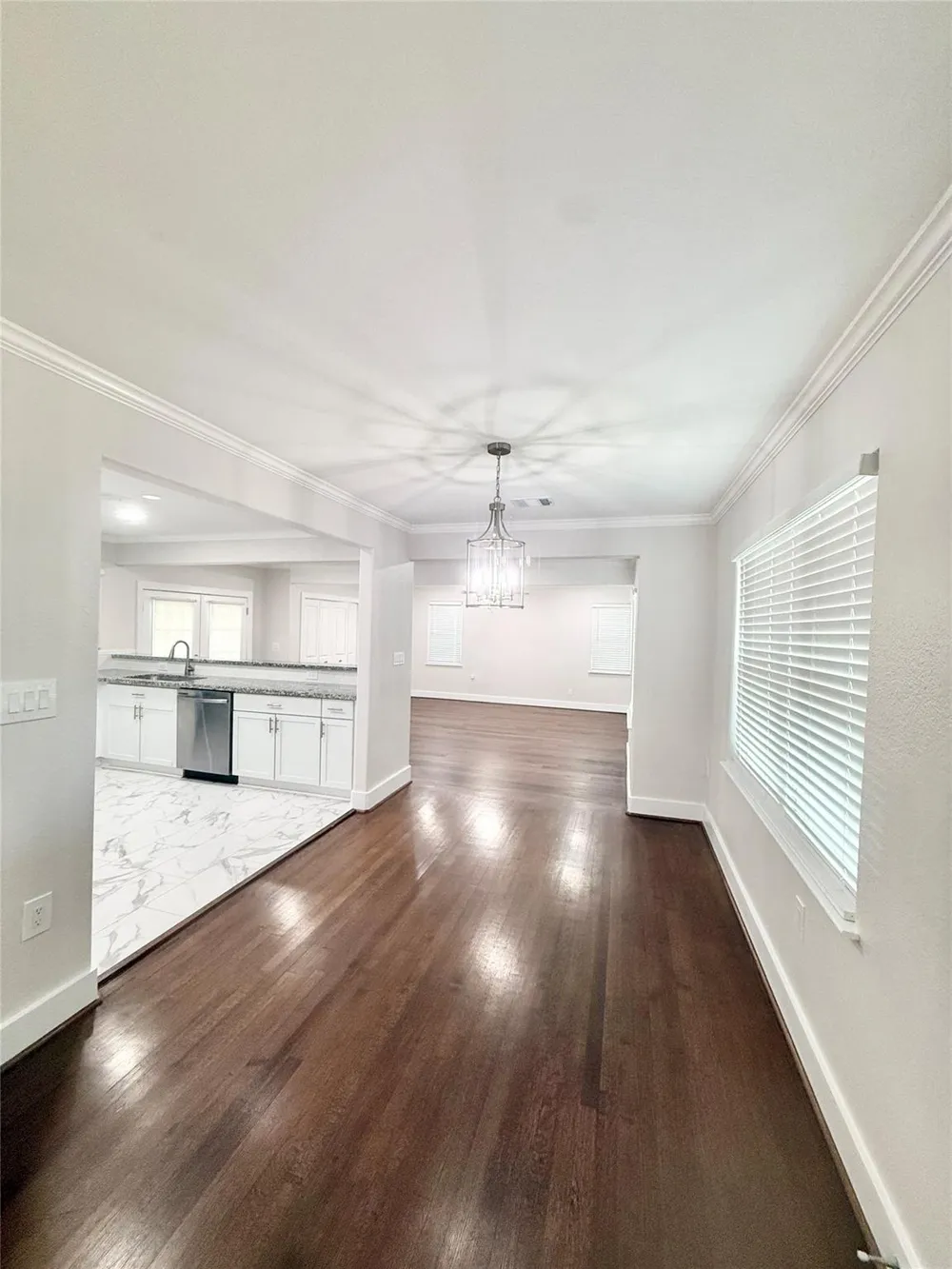 306 Wisteria Street Lake Jackson, TX 77566
