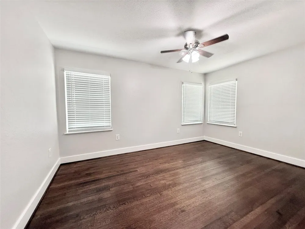 306 Wisteria Street Lake Jackson, TX 77566
