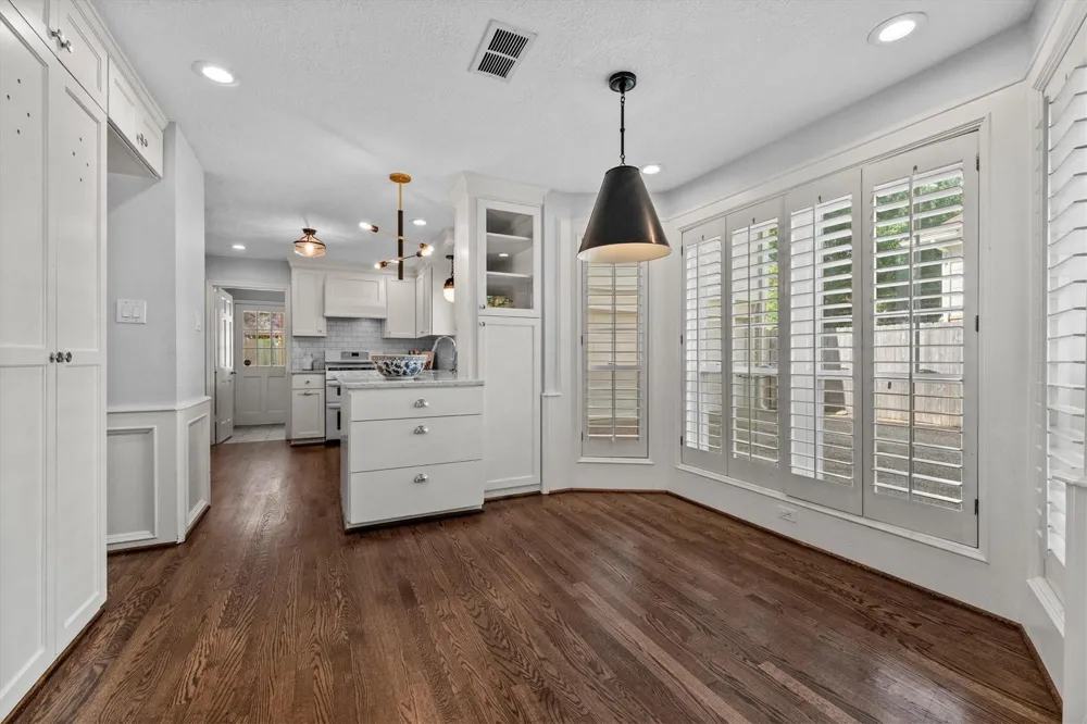 9527 Enstone Circle Spring, TX 77379