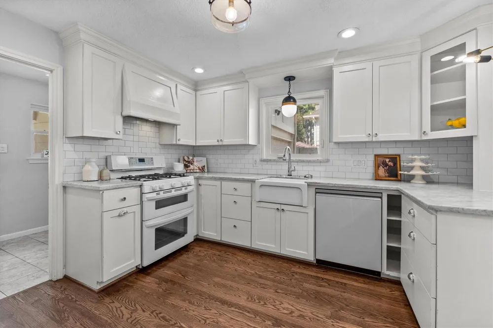 9527 Enstone Circle Spring, TX 77379