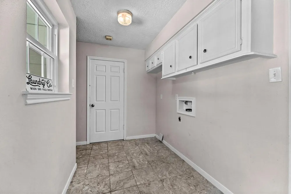 9527 Enstone Circle Spring, TX 77379