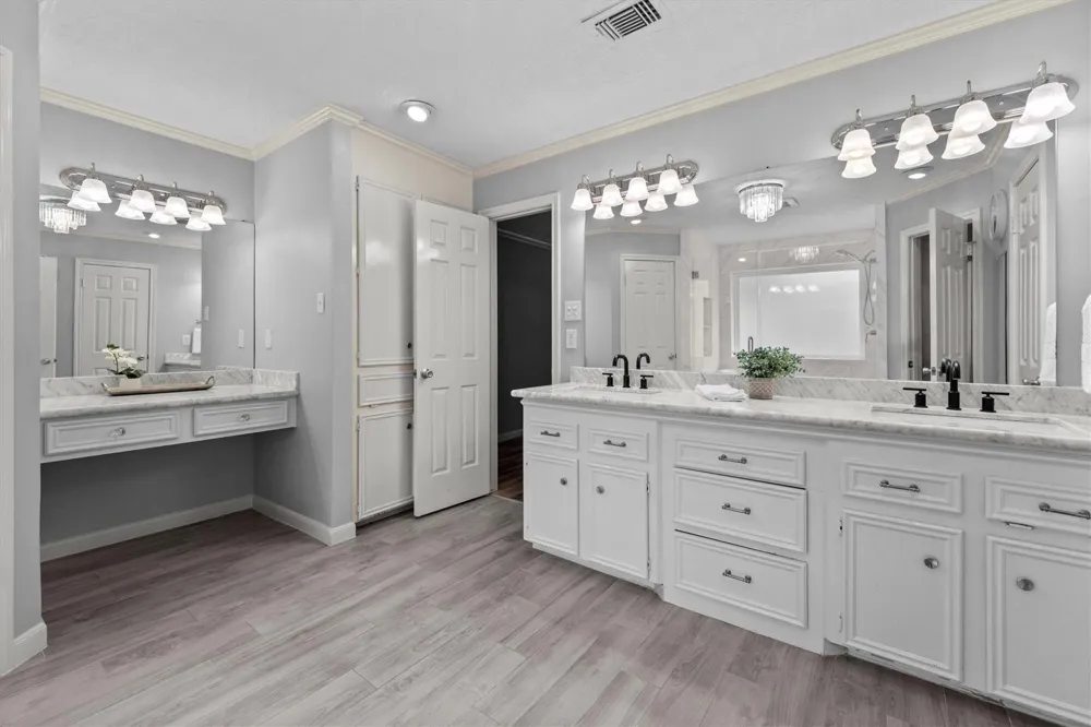 9527 Enstone Circle Spring, TX 77379