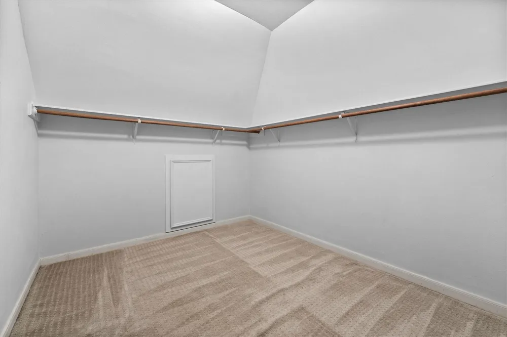 9527 Enstone Circle Spring, TX 77379