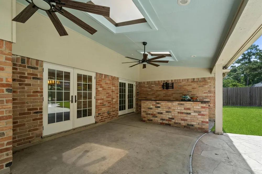 9527 Enstone Circle Spring, TX 77379