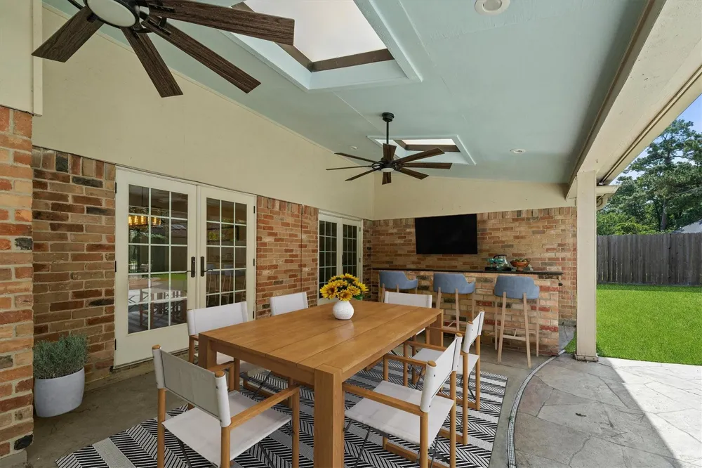 9527 Enstone Circle Spring, TX 77379