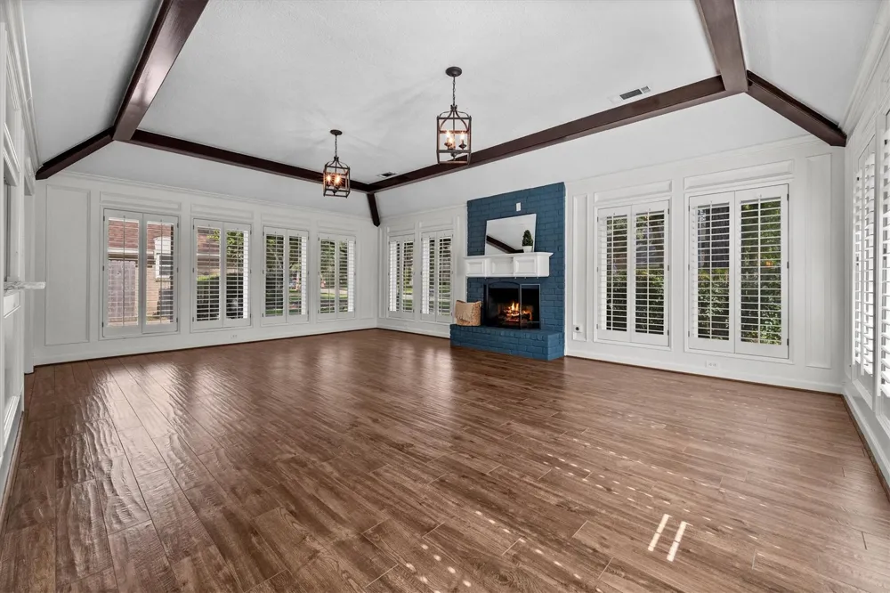 9527 Enstone Circle Spring, TX 77379