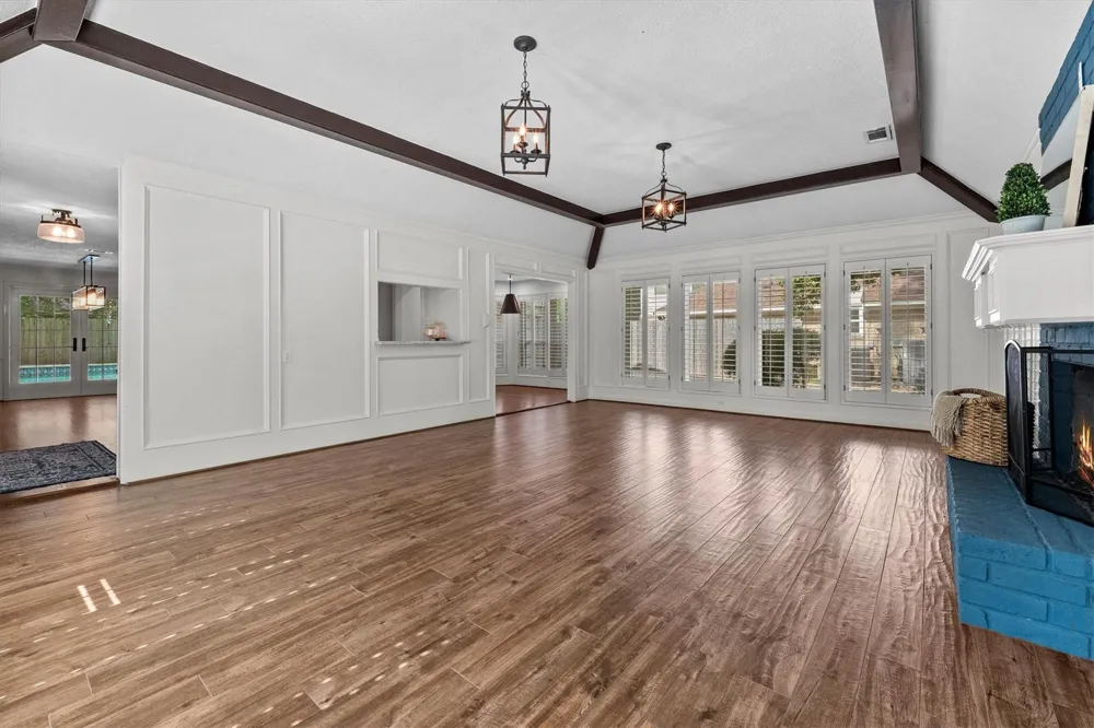9527 Enstone Circle Spring, TX 77379