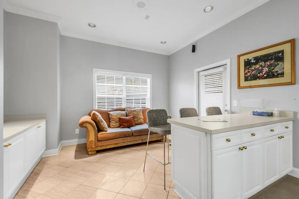 2025 Woodmont Blvd #106 Nashville, TN 37215