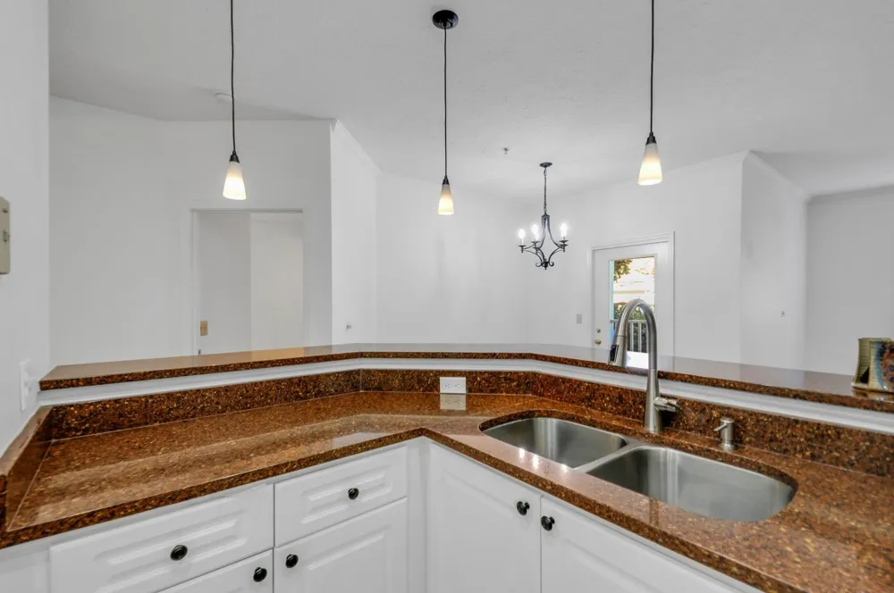 2025 Woodmont Blvd #106 Nashville, TN 37215