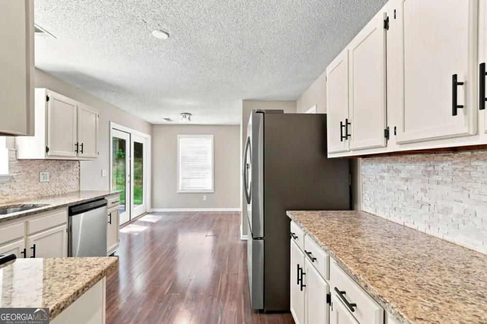 4460 Whitt Station RUN NW Acworth, GA 30101