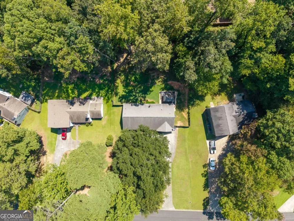 4460 Whitt Station RUN NW Acworth, GA 30101