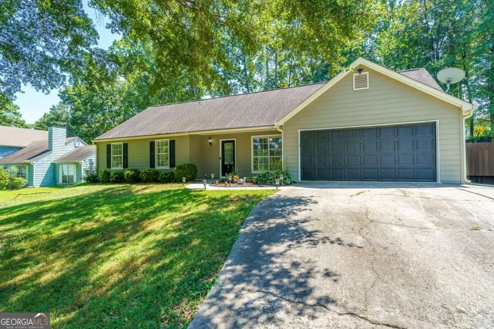 4460 Whitt Station RUN NW Acworth, GA 30101