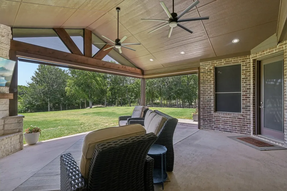 204 Falcon Point Drive Heath, TX 75032
