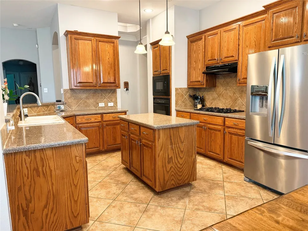 6852 Seacoast Drive Grand Prairie, TX 75054