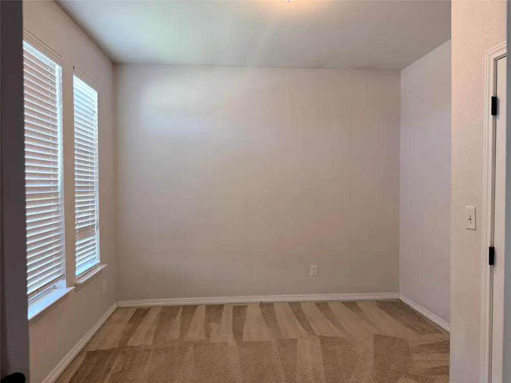 9251 Water Oak Drive Arlington, TX 76002