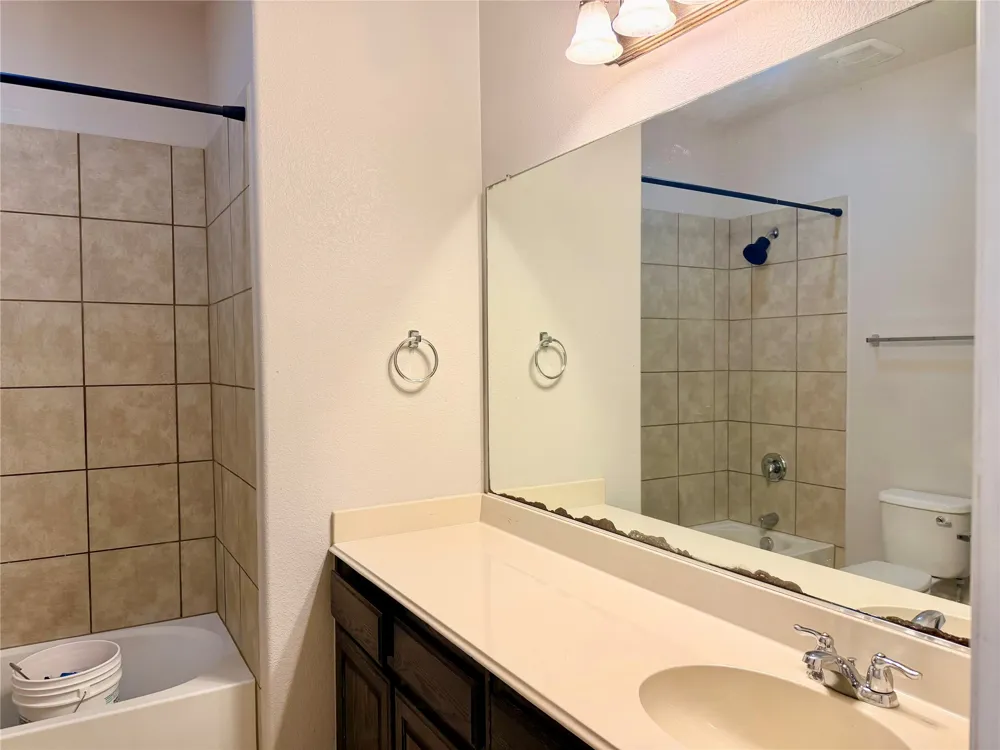 9251 Water Oak Drive Arlington, TX 76002