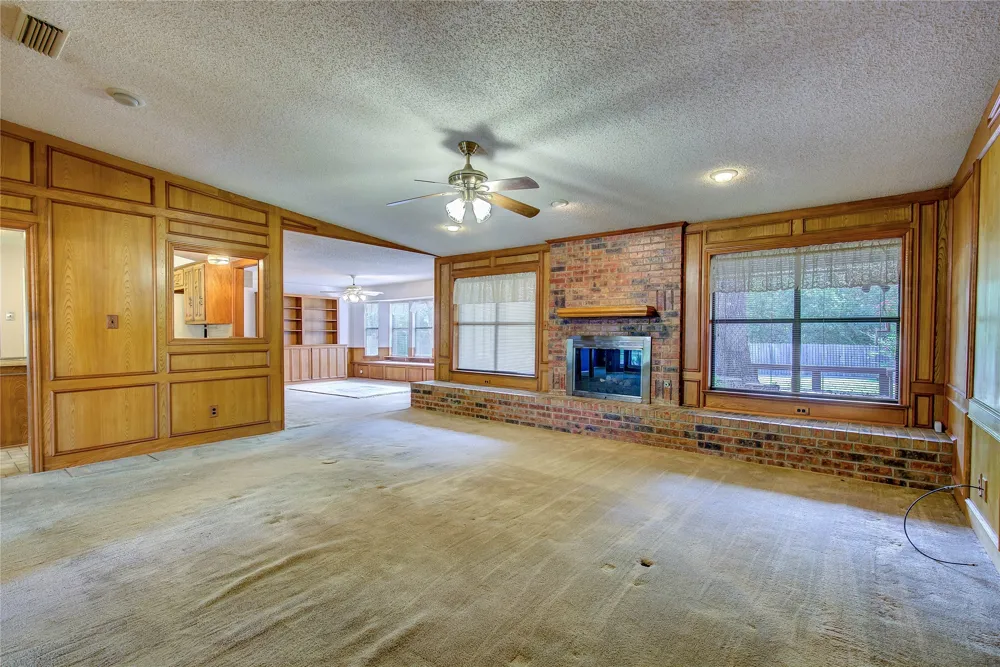 5027 Lacy Lane Greenville, TX 75402
