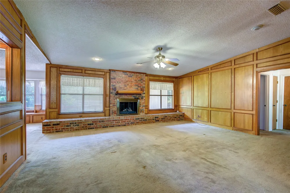 5027 Lacy Lane Greenville, TX 75402