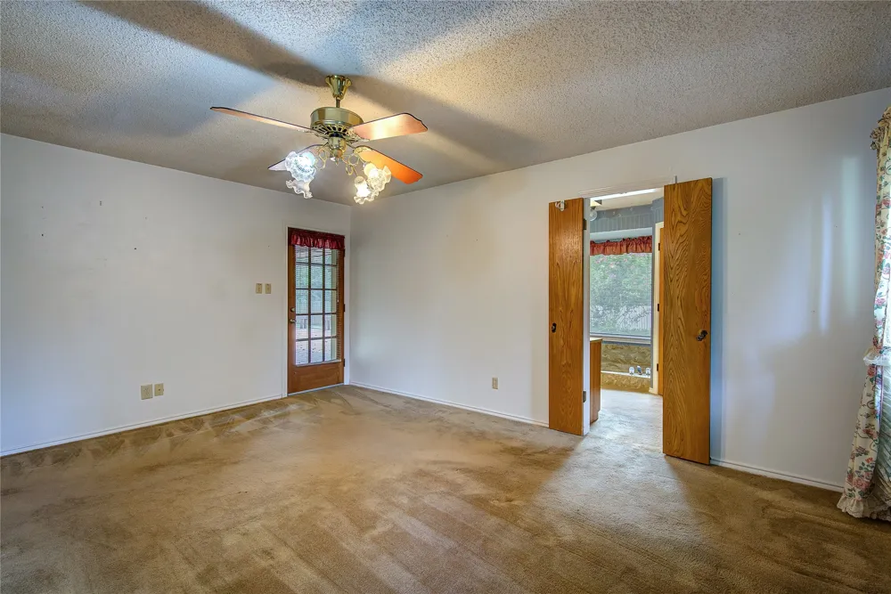 5027 Lacy Lane Greenville, TX 75402