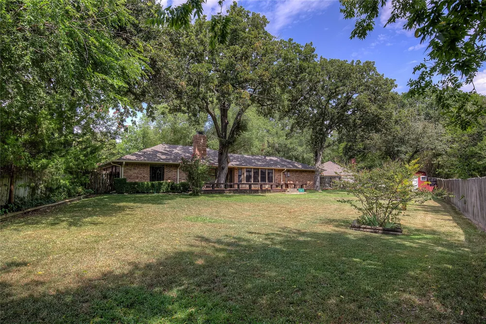5027 Lacy Lane Greenville, TX 75402