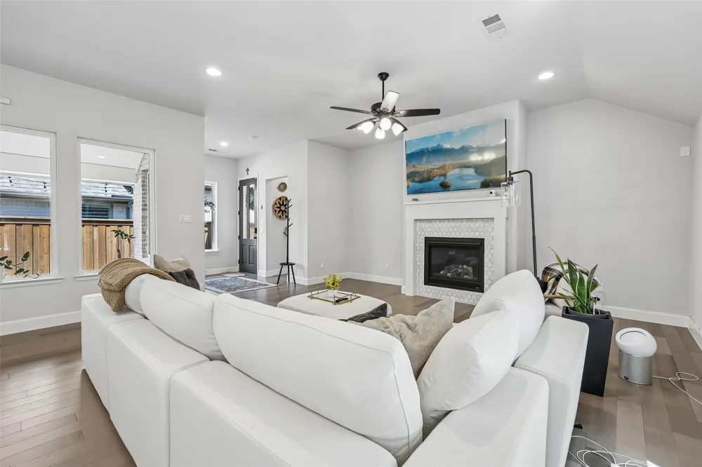 8513 Melrose The Colony, TX 75056