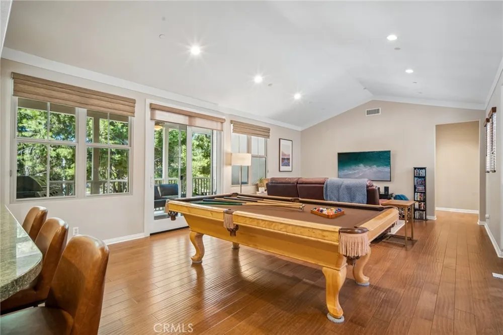 54 Peony Irvine, CA 92618