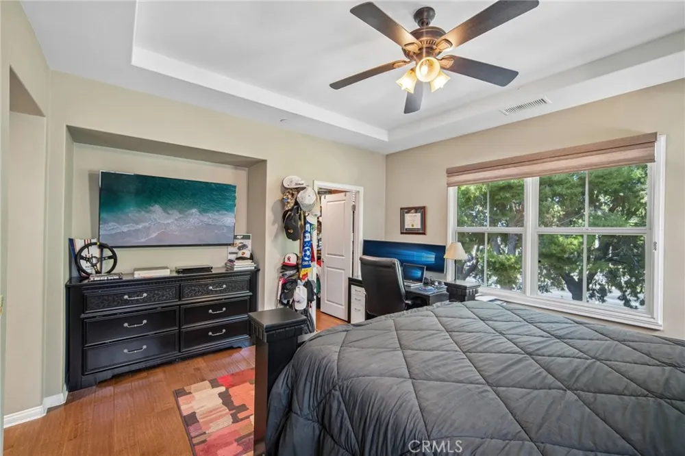 54 Peony Irvine, CA 92618