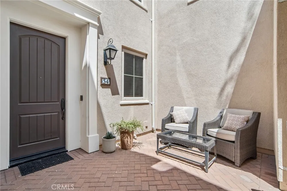 54 Peony Irvine, CA 92618