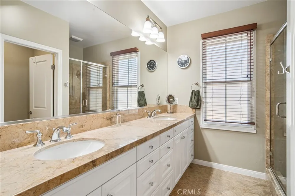 54 Peony Irvine, CA 92618