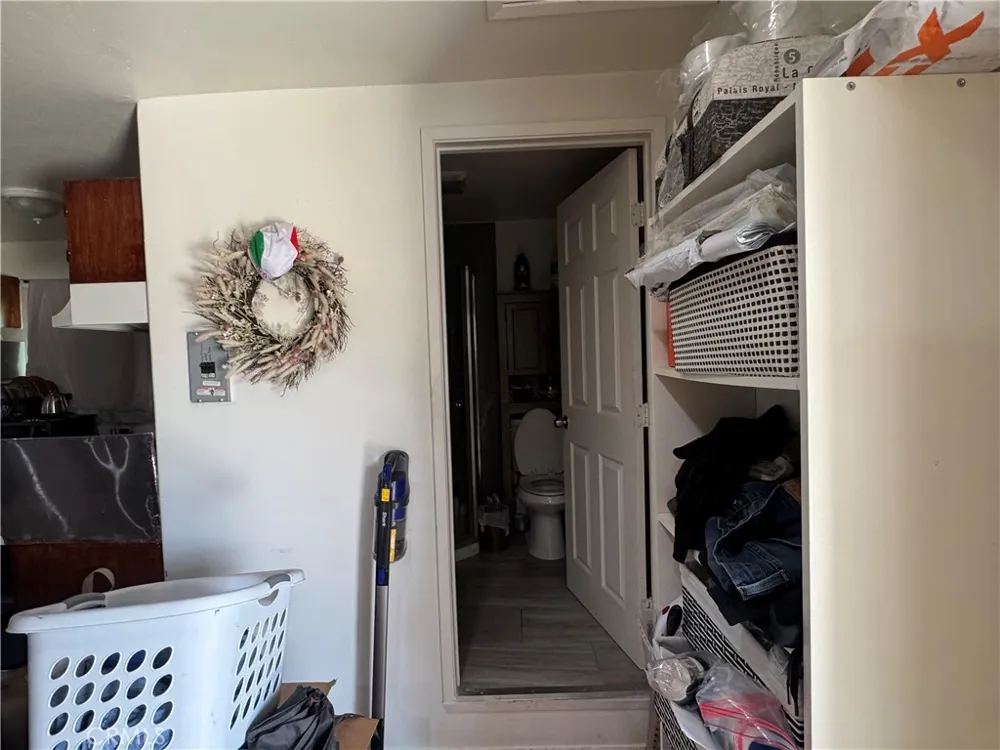 16435 Upland Avenue Fontana, CA 92335