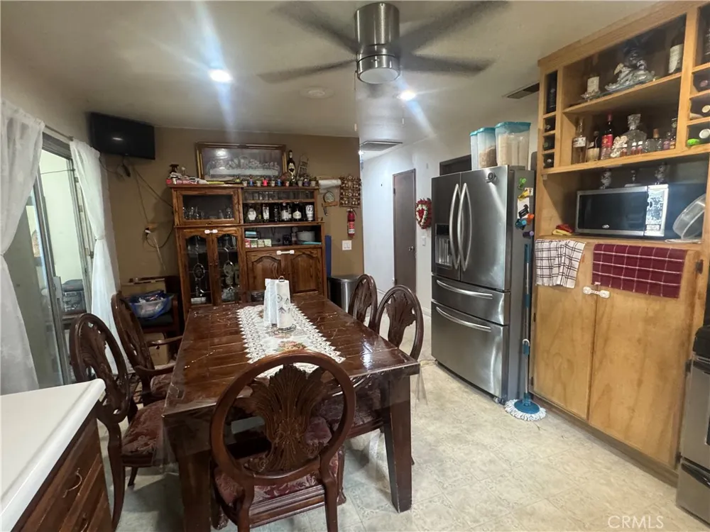 16435 Upland Avenue Fontana, CA 92335