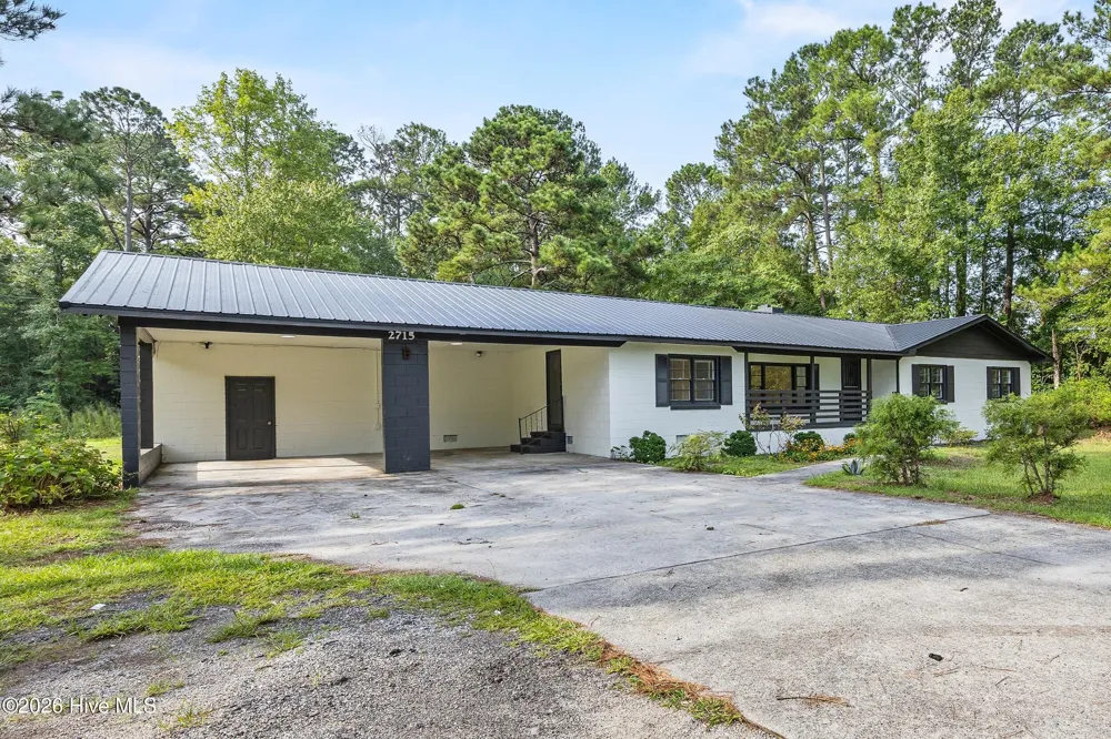 2715 Cedar Hill Road NE Leland, NC 28451