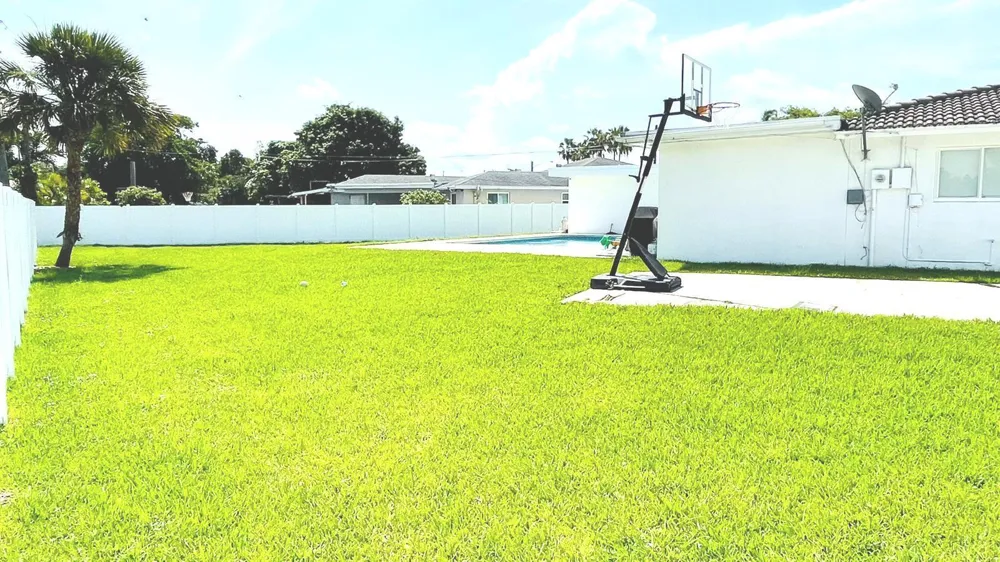 4000 NW 3RD AVENUE Boca Raton, FL 33431
