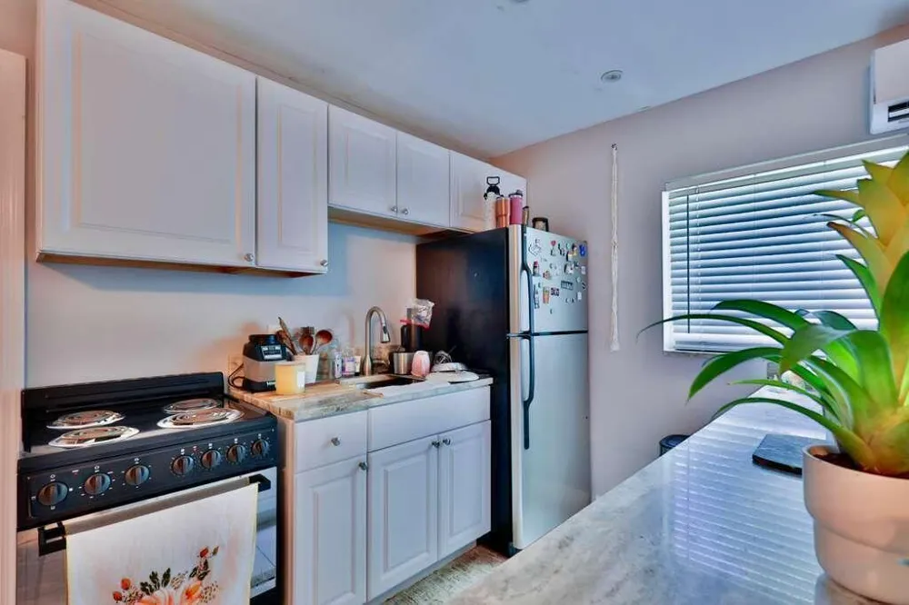 4000 NW 3RD AVENUE Boca Raton, FL 33431
