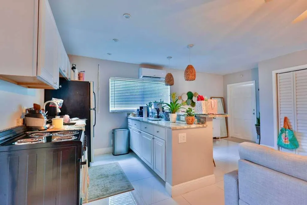 4000 NW 3RD AVENUE Boca Raton, FL 33431