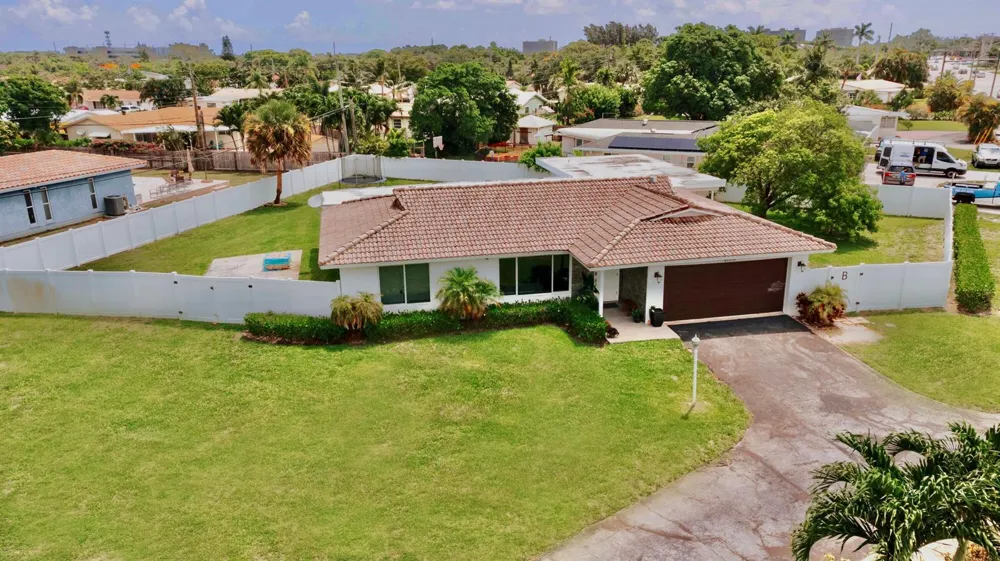 4000 NW 3RD AVENUE Boca Raton, FL 33431